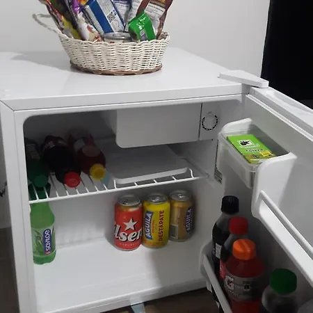 El Manzano Tumba